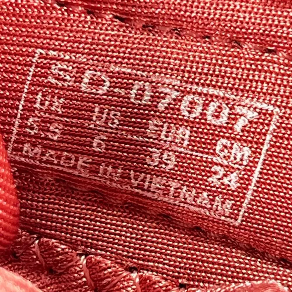 Vento Terracotta Red Athletic Strappy Outdoor Water Hiking Sandals Youth Size 6